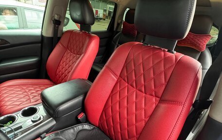 Nissan Pathfinder, 2015 год, 1 550 000 рублей, 10 фотография