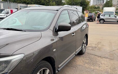 Nissan Pathfinder, 2015 год, 1 550 000 рублей, 2 фотография