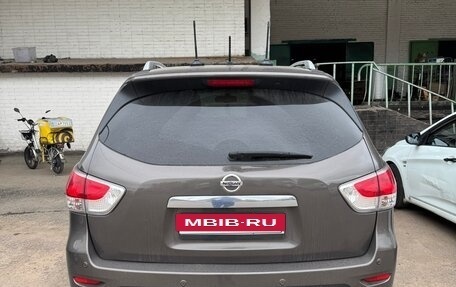 Nissan Pathfinder, 2015 год, 1 550 000 рублей, 4 фотография