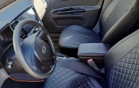 KIA Rio II, 2010 год, 650 000 рублей, 8 фотография