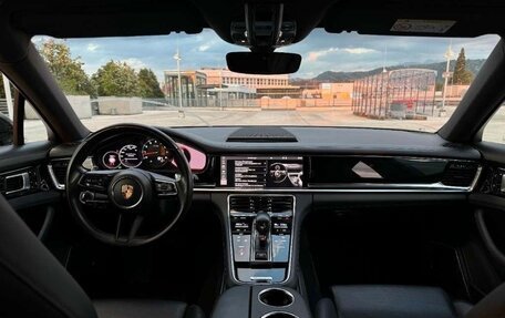 Porsche Panamera II рестайлинг, 2022 год, 8 490 000 рублей, 11 фотография