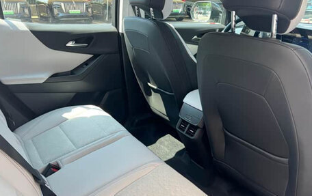 Chevrolet Equinox, 2024 год, 2 320 995 рублей, 17 фотография