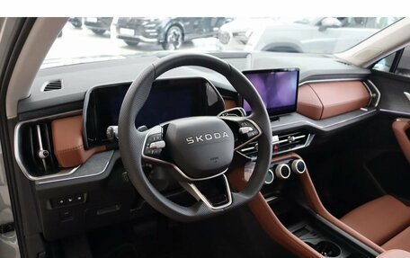 Skoda Kodiaq, 2025 год, 5 000 000 рублей, 9 фотография