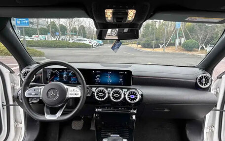 Mercedes-Benz A-Класс, 2021 год, 1 450 213 рублей, 10 фотография