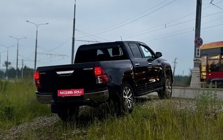 Toyota Hilux VIII, 2017 год, 2 800 000 рублей, 4 фотография