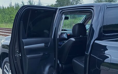 Toyota Hilux VIII, 2017 год, 2 800 000 рублей, 12 фотография