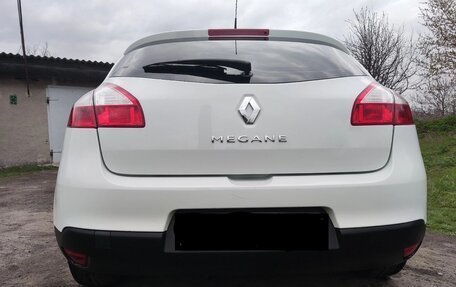 Renault Megane III, 2014 год, 830 000 рублей, 2 фотография