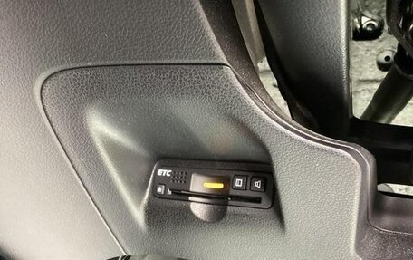 Honda Fit Shuttle I рестайлинг, 2012 год, 905 000 рублей, 19 фотография