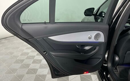 Mercedes-Benz E-Класс, 2020 год, 5 998 000 рублей, 10 фотография