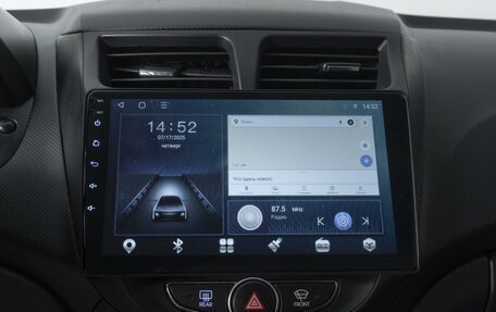 Hyundai Solaris II рестайлинг, 2013 год, 925 000 рублей, 13 фотография