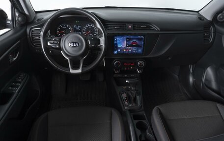 KIA Rio IV, 2021 год, 1 699 000 рублей, 6 фотография