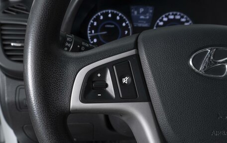 Hyundai Solaris II рестайлинг, 2013 год, 925 000 рублей, 16 фотография