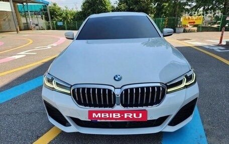 BMW 5 серия, 2022 год, 3 470 069 рублей, 2 фотография