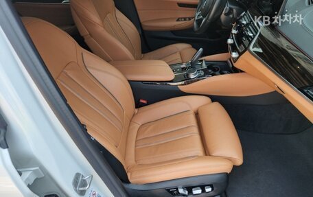 BMW 5 серия, 2022 год, 3 470 069 рублей, 9 фотография