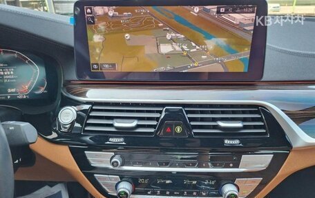BMW 5 серия, 2022 год, 3 470 069 рублей, 13 фотография