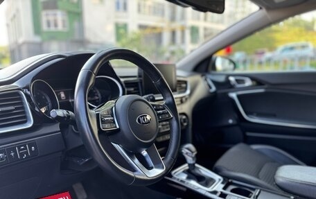 KIA cee'd III, 2018 год, 1 590 000 рублей, 31 фотография