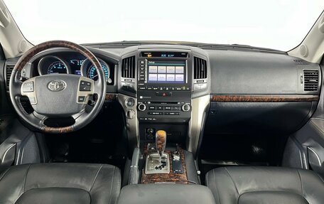 Toyota Land Cruiser 200, 2011 год, 3 553 500 рублей, 15 фотография