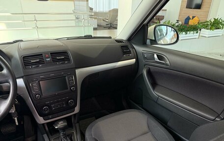 Skoda Yeti I рестайлинг, 2012 год, 810 000 рублей, 19 фотография