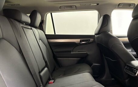 Toyota Highlander, 2025 год, 5 450 000 рублей, 13 фотография