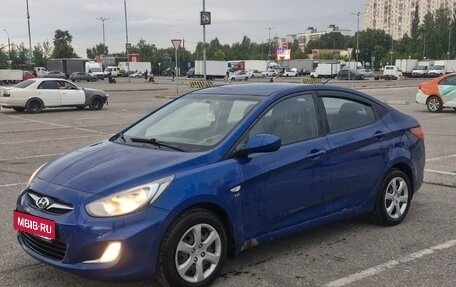 Hyundai Solaris II рестайлинг, 2011 год, 680 000 рублей, 1 фотография