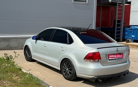 Volkswagen Polo VI (EU Market), 2014 год, 1 050 000 рублей, 1 фотография