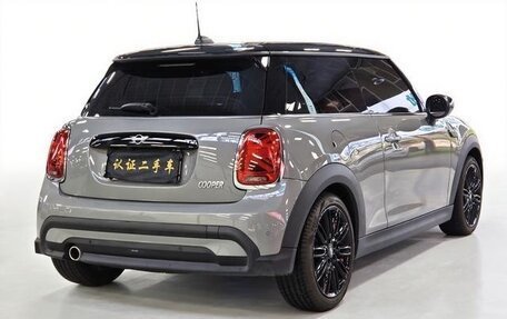 MINI Hatch, 2021 год, 1 950 000 рублей, 5 фотография