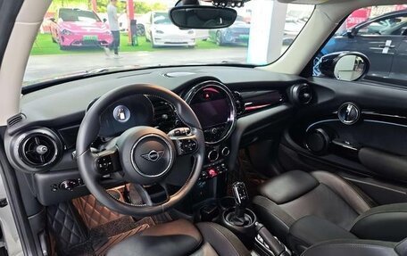 MINI Hatch, 2021 год, 1 950 000 рублей, 9 фотография