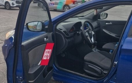 Hyundai Solaris II рестайлинг, 2011 год, 680 000 рублей, 11 фотография