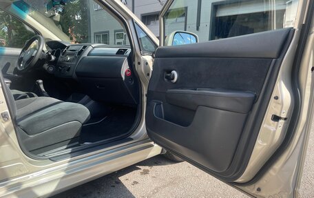 Nissan Tiida, 2010 год, 515 000 рублей, 11 фотография