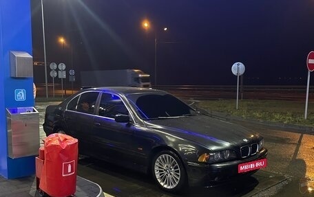 BMW 5 серия, 2001 год, 550 000 рублей, 6 фотография