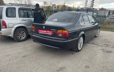 BMW 5 серия, 2001 год, 550 000 рублей, 3 фотография