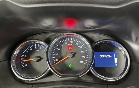 Renault Duster I рестайлинг, 2017 год, 1 320 000 рублей, 14 фотография