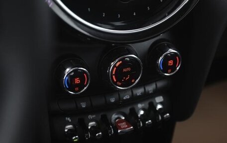 MINI Hatch, 2021 год, 1 880 000 рублей, 9 фотография
