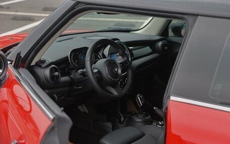 MINI Hatch, 2021 год, 1 880 000 рублей, 6 фотография