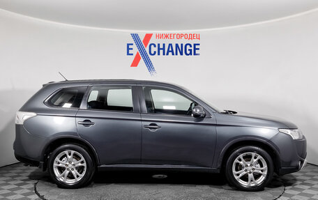 Mitsubishi Outlander III рестайлинг 3, 2014 год, 1 375 000 рублей, 3 фотография