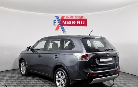 Mitsubishi Outlander III рестайлинг 3, 2014 год, 1 375 000 рублей, 6 фотография