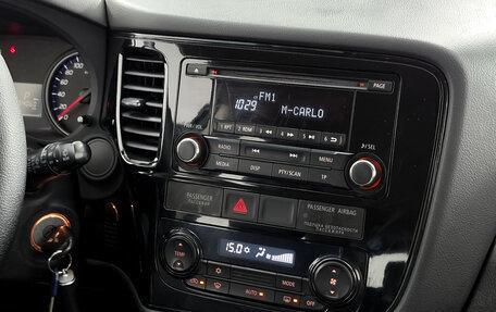 Mitsubishi Outlander III рестайлинг 3, 2014 год, 1 375 000 рублей, 18 фотография