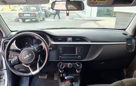 KIA Rio IV, 2021 год, 1 080 000 рублей, 9 фотография