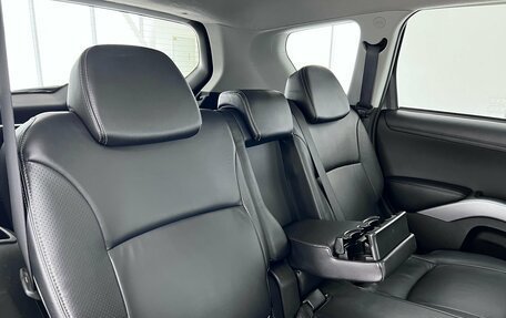 Mitsubishi Outlander III рестайлинг 3, 2010 год, 1 240 000 рублей, 15 фотография