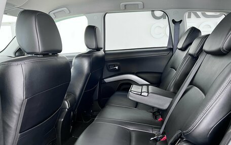 Mitsubishi Outlander III рестайлинг 3, 2010 год, 1 240 000 рублей, 34 фотография