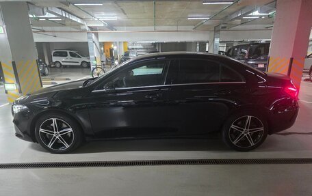 Mercedes-Benz A-Класс, 2020 год, 3 490 000 рублей, 2 фотография