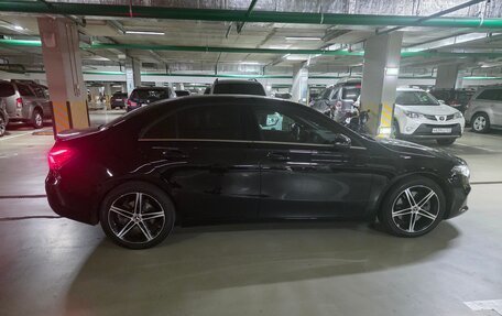 Mercedes-Benz A-Класс, 2020 год, 3 490 000 рублей, 3 фотография