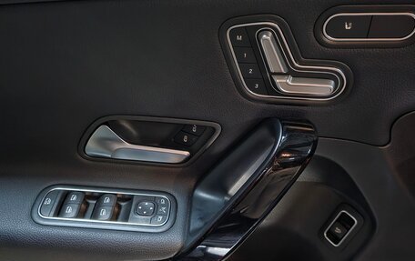 Mercedes-Benz A-Класс, 2020 год, 3 490 000 рублей, 7 фотография