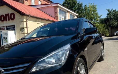 Hyundai Solaris II рестайлинг, 2015 год, 1 070 000 рублей, 4 фотография