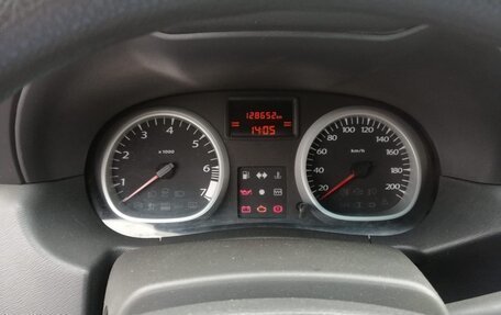 Renault Duster I рестайлинг, 2014 год, 640 000 рублей, 4 фотография