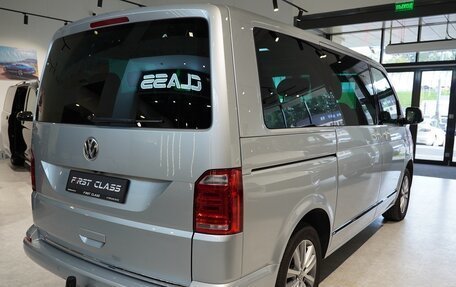 Volkswagen Multivan T6 рестайлинг, 2018 год, 4 100 000 рублей, 5 фотография