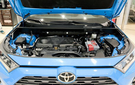 Toyota RAV4, 2019 год, 3 250 000 рублей, 13 фотография