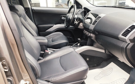 Mitsubishi Outlander III рестайлинг 3, 2011 год, 1 240 000 рублей, 8 фотография