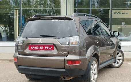 Mitsubishi Outlander III рестайлинг 3, 2011 год, 1 240 000 рублей, 4 фотография