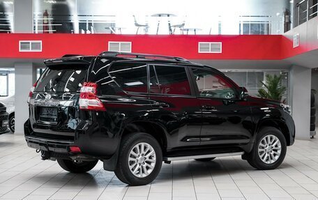 Toyota Land Cruiser Prado 150 рестайлинг 2, 2014 год, 2 999 000 рублей, 2 фотография